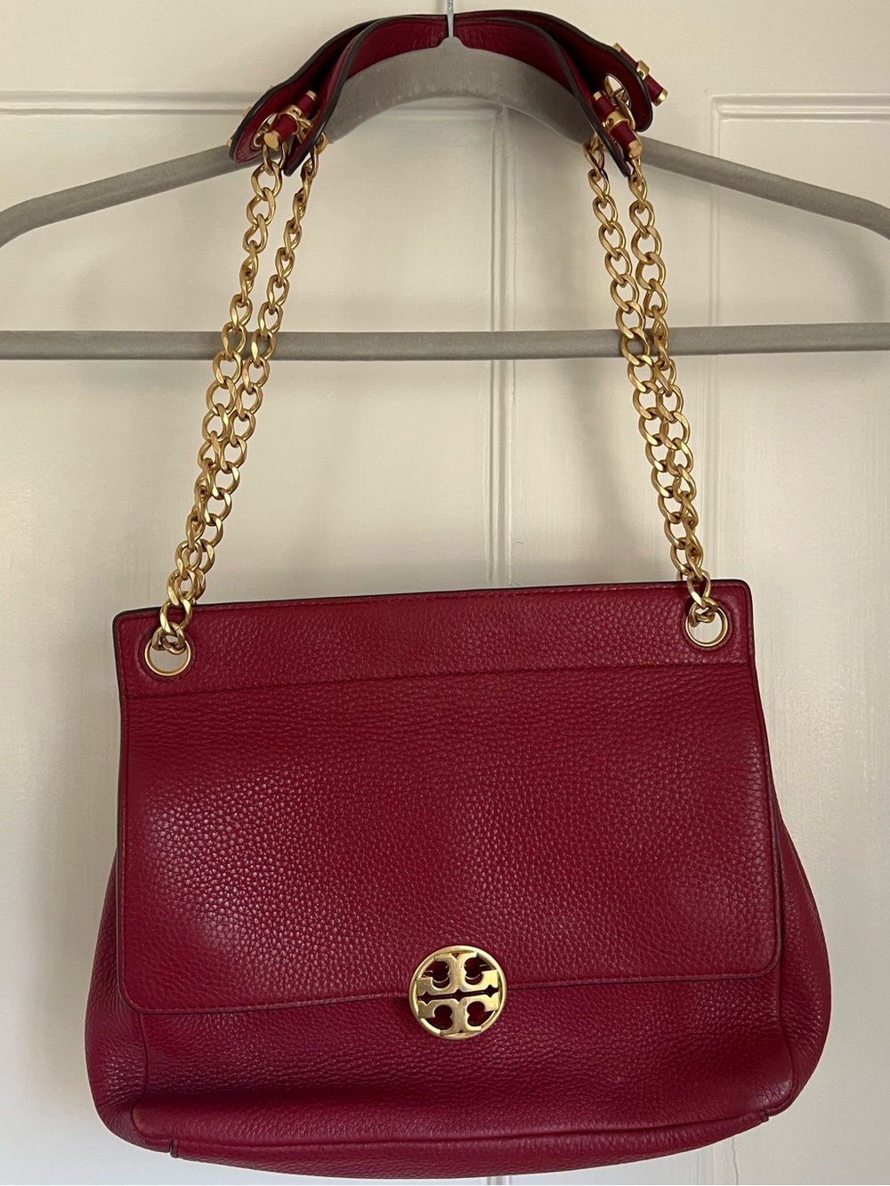 Tory Burch Red Pebbled Leather Chain Shoulder Bag with Gold Hardware